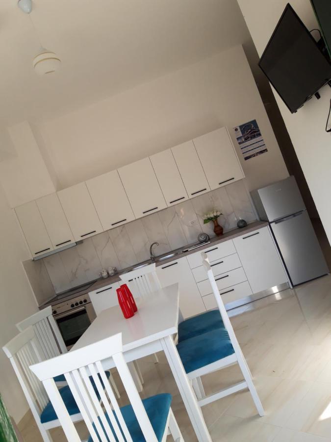 Villa Fredi Орікум Екстер'єр фото