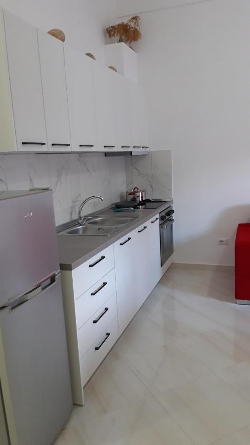 Villa Fredi Орікум Екстер'єр фото